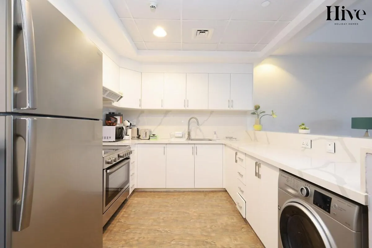 Gorgeous 1 Bed In Churchill Tower, Business Bay ドバイ アパート