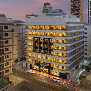 Savoy Crest Aparthotel, Bur Aparthotel